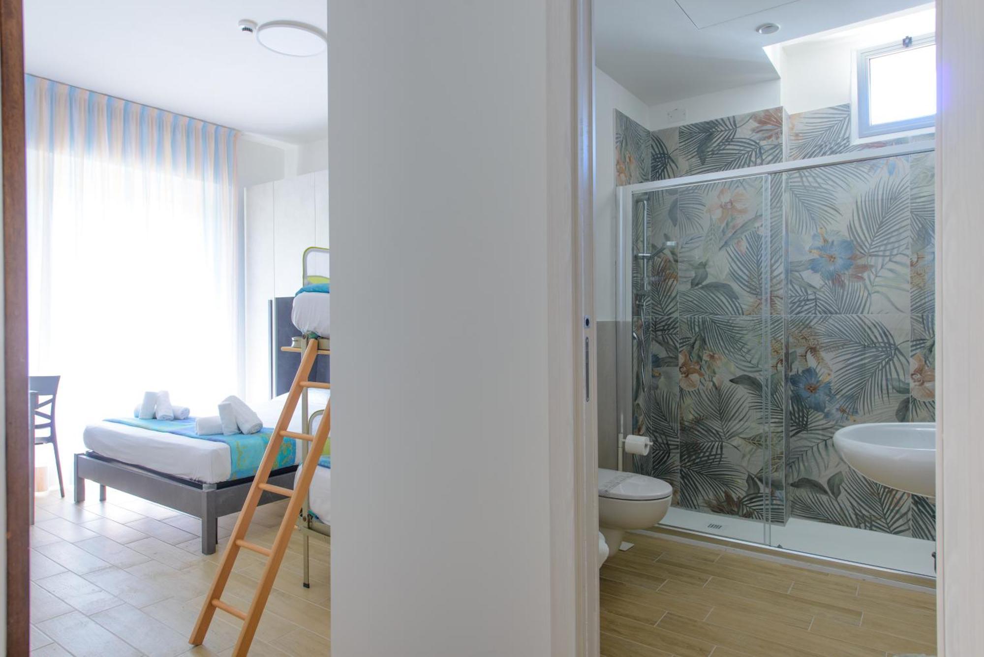 Hotel Colorado Rimini Bagian luar foto