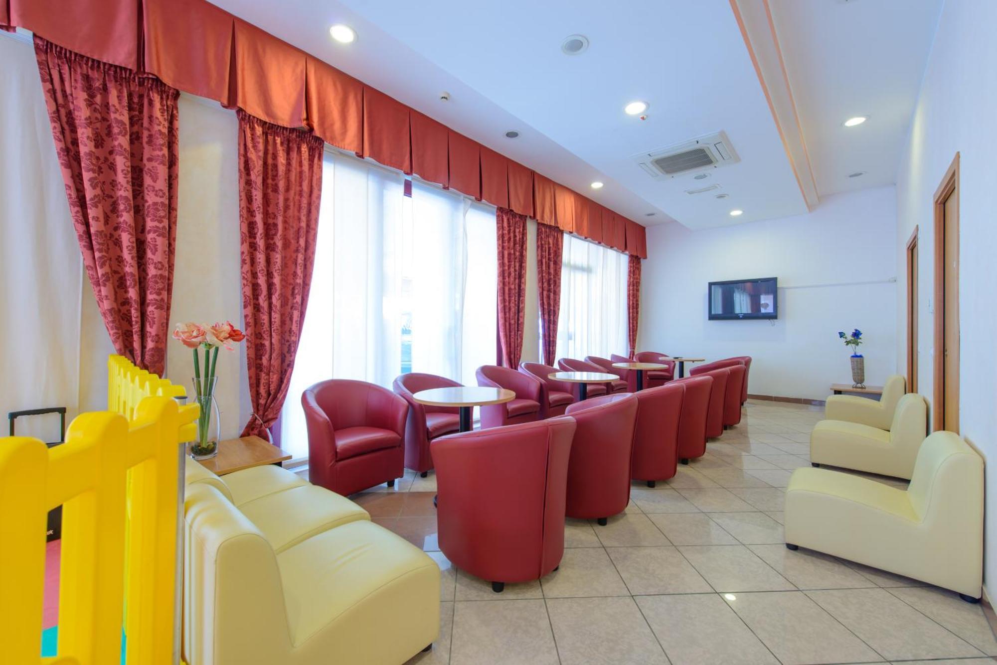 Hotel Colorado Rimini Bagian luar foto