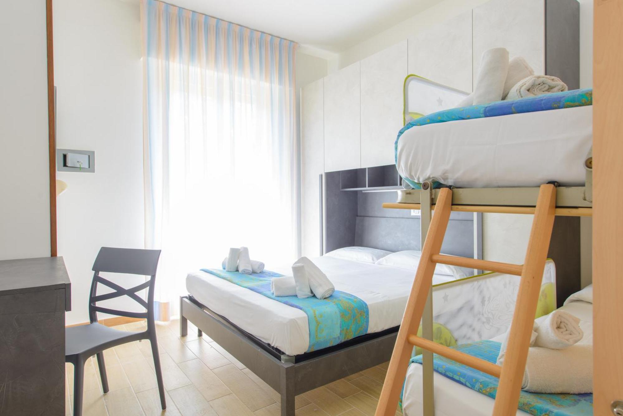 Hotel Colorado Rimini Bagian luar foto
